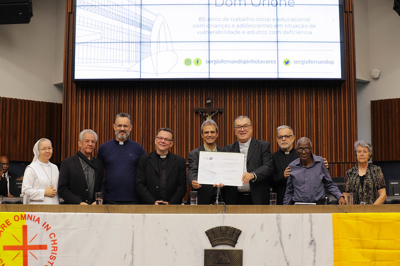 Lar dos Meninos Dom Orione é homenageado pelo vereador Sérgio Fernando