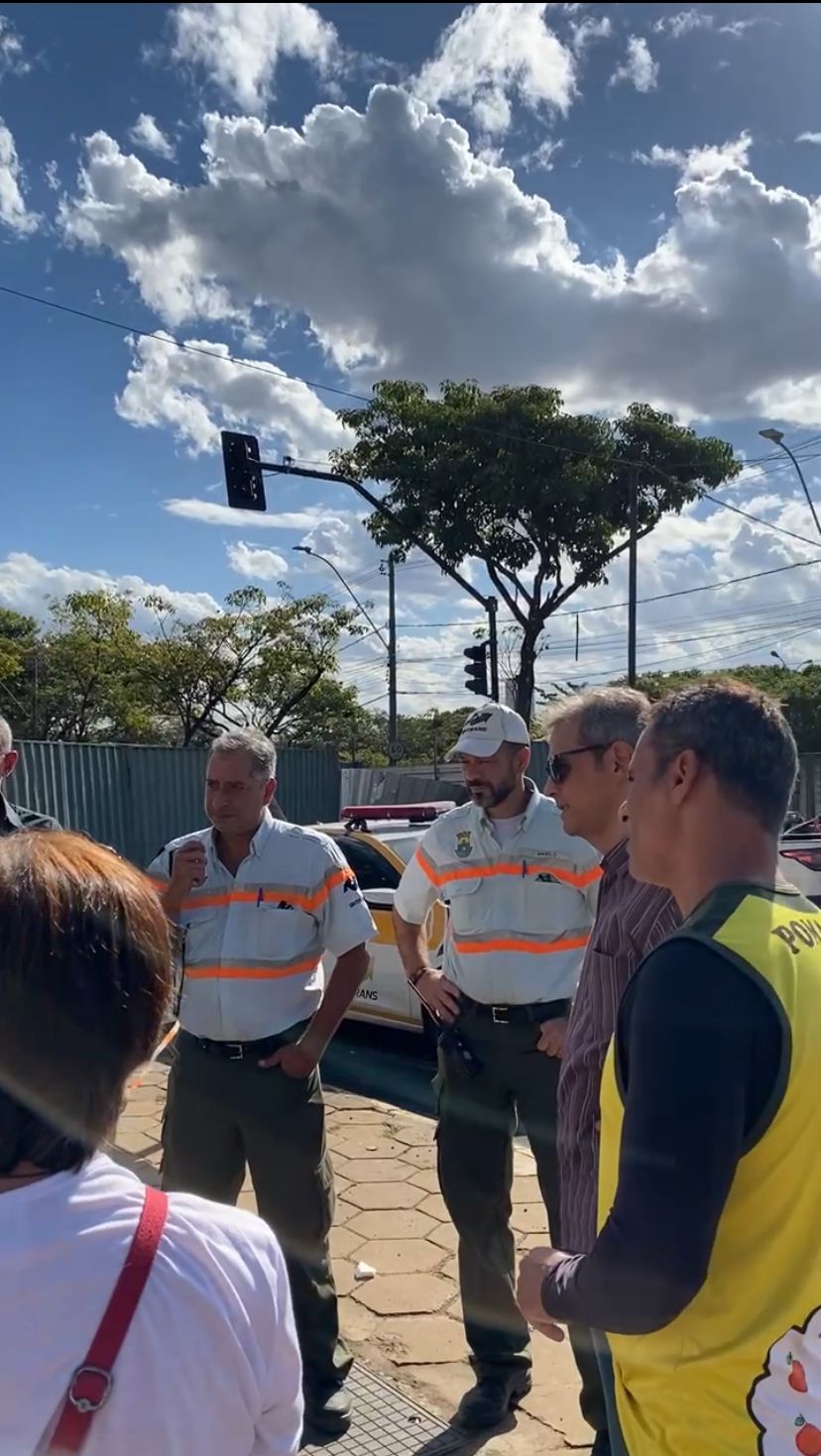 Vereador Sérgio Fernando visita obras da Stock Car