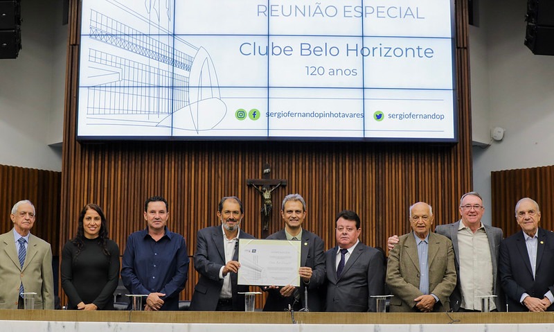 Mesa de honra da Reunião Especial pelos 120 anos do Clube Belo Horizonte